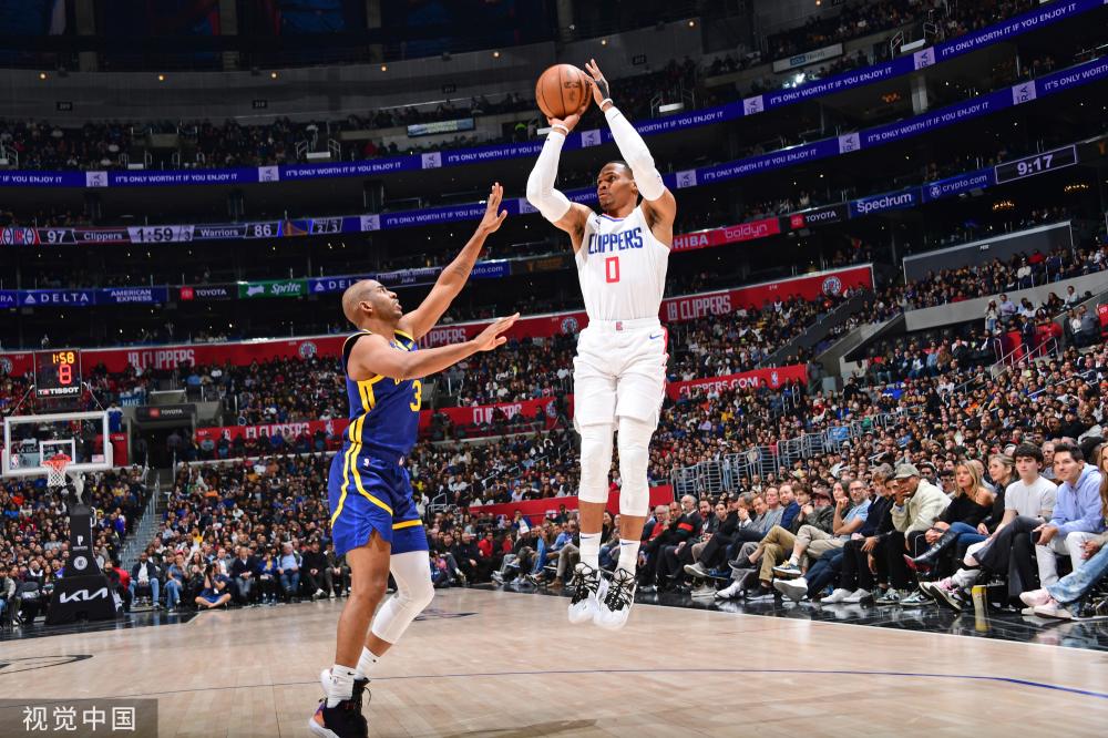 通过中后场 通过中后场