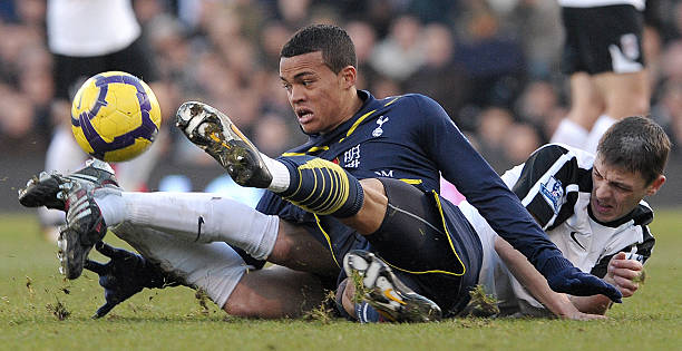 球员之间的 球员之间的