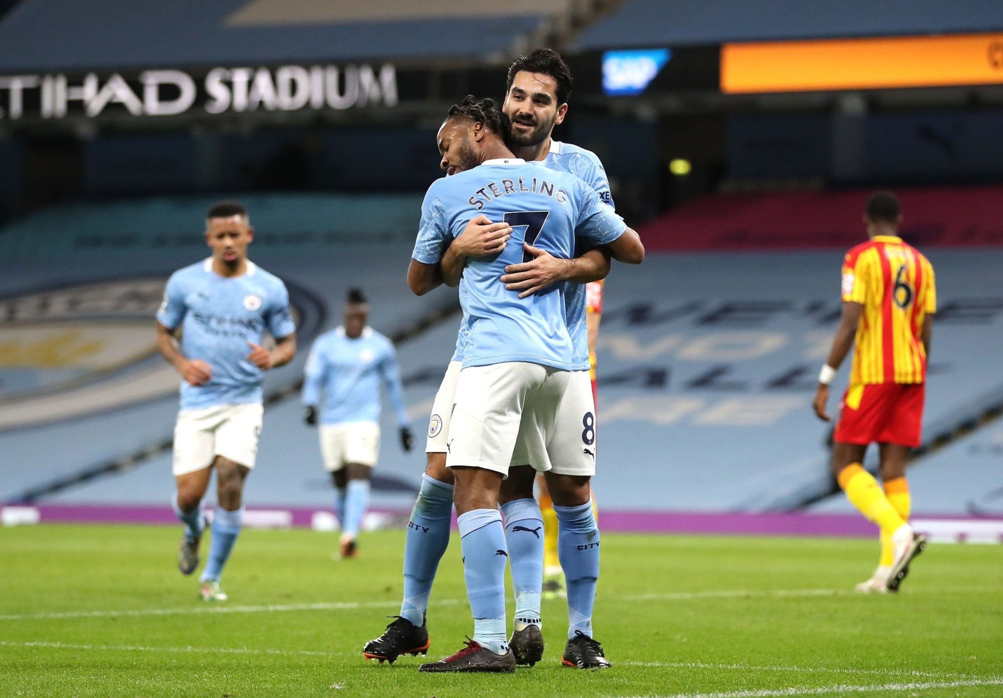 同谈判中牢 同谈判中牢