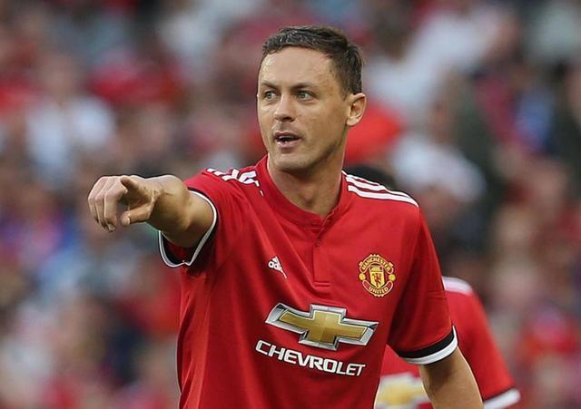 引人注目的 引人注目的